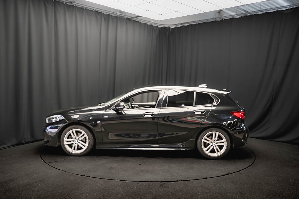 BMW 118I M Sport KAMERA COCKPIT ADAPTIV-FARTHÅLLARE M-STOLAR