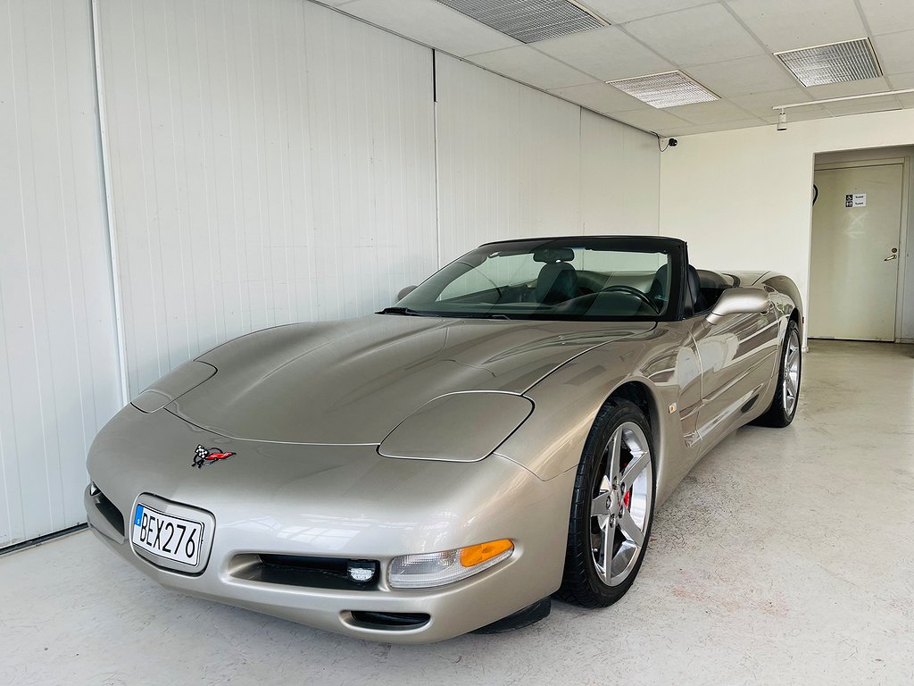 Chevrolet Corvette Cabriolet 5.7 V8 344HK Hydra-Matic Automat Bose Fint Skick 