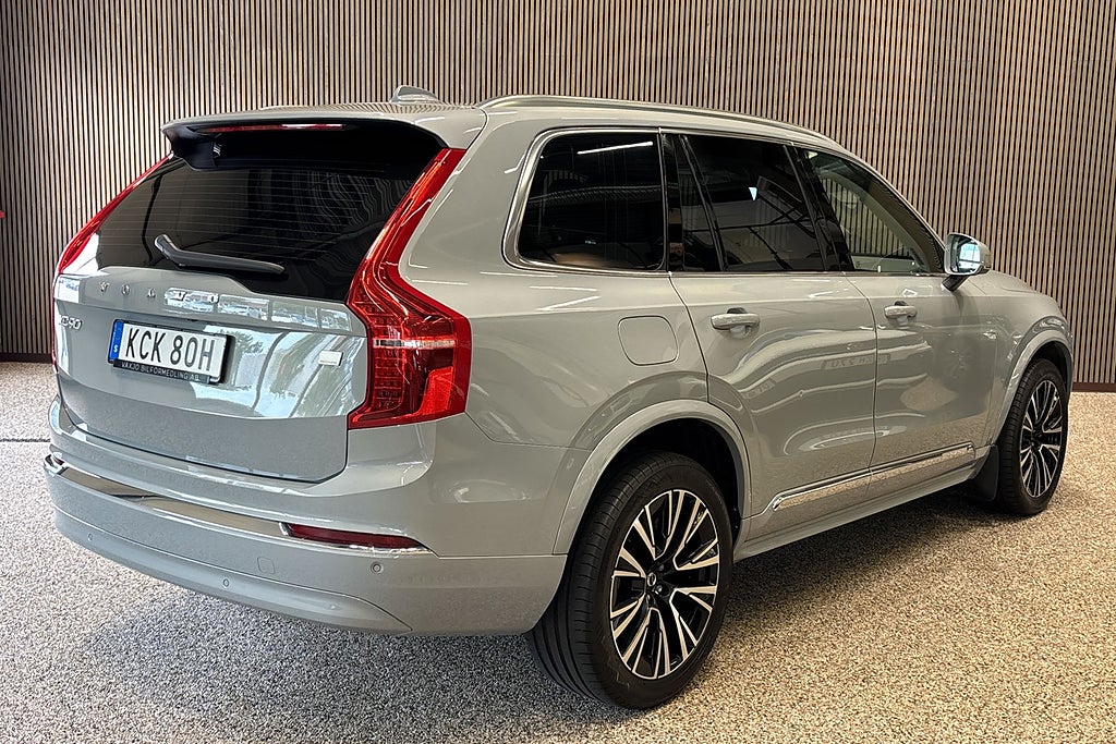 Volvo XC90 7-seater Recharge T8 AWD Geartronic Plus Bright