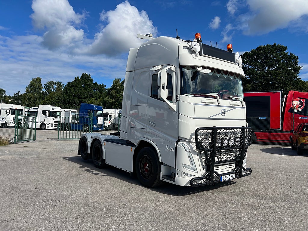 Volvo FH13 500 6x2 Dragbil med Hydraulik, Klädd hytt mm