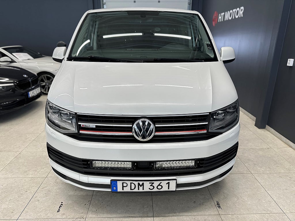 Volkswagen Transporter TwinCab T32 2.0 TDI 4Motion/DRAG/NAV/VÄRM/
