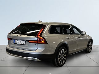 Volvo V90 Cross Country B4 AWD Geartronic Drag/kamera/P&Mvärmare/Skinn/S&V-Däck – bild 6