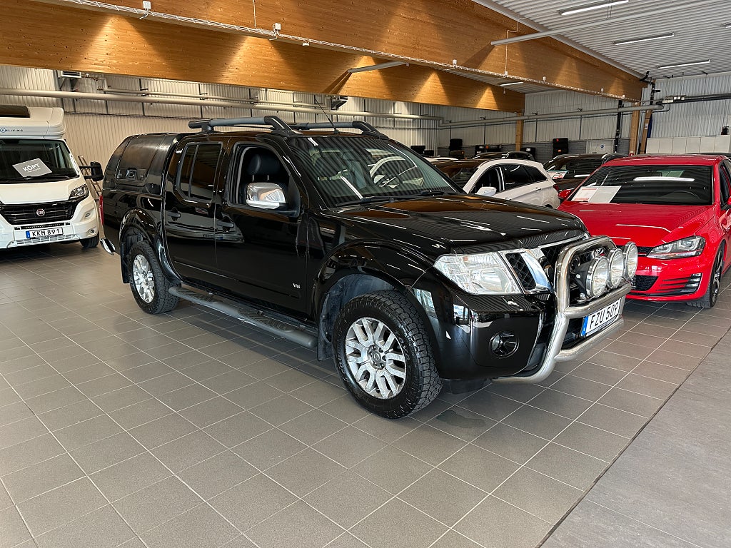 Nissan Navara Dubbelhytt 3.0 dCi V6 4x4 231 Hk Moms bil