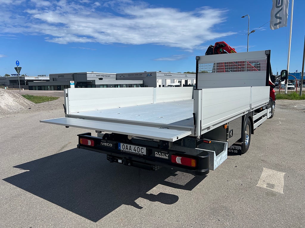 Iveco Daily 72C18 A8 Kranbil Palfinger Kran Fullutrustad