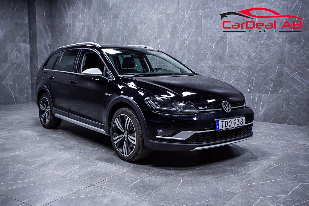 Volkswagen Golf Alltrack 2.0 TDI 4M Cockpit Värmare Kamera Dynaudio CarPlay Drag