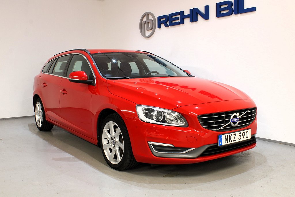 Volvo V60 D4 AWD Momentum 1 Ägare Drag 181hk