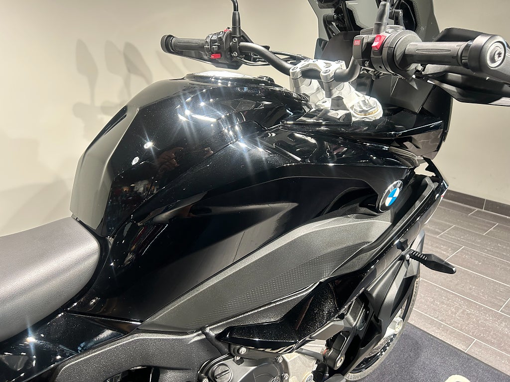BMW S1000XR /LeoVincé/ConnectedNavigator/1025 mil
