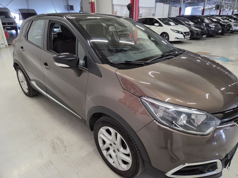 Renault Captur 0,9 TCe 90 hk Manuell 2wd 2014, bild 3/40