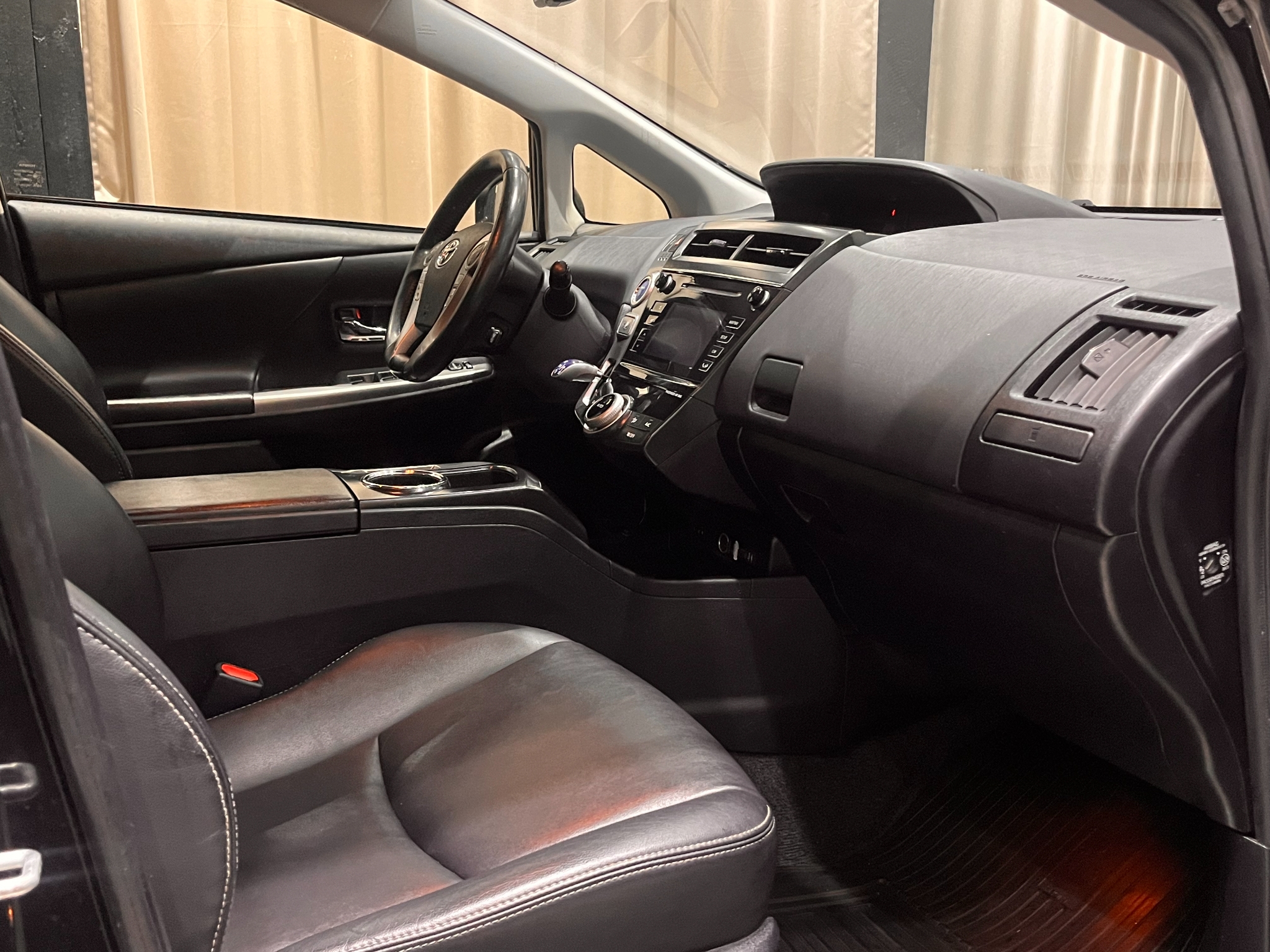 Toyota Prius+ Hybrid CVT Euro 6 2019, bild 7/51