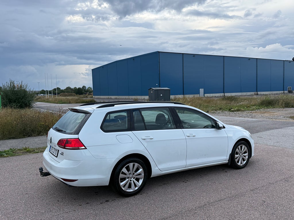 Volkswagen Golf Golf 1.6 Diesel Automat Ny servad Års skatt 1103kr