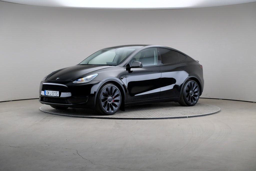 Tesla Model Y Performance 534hk AWD