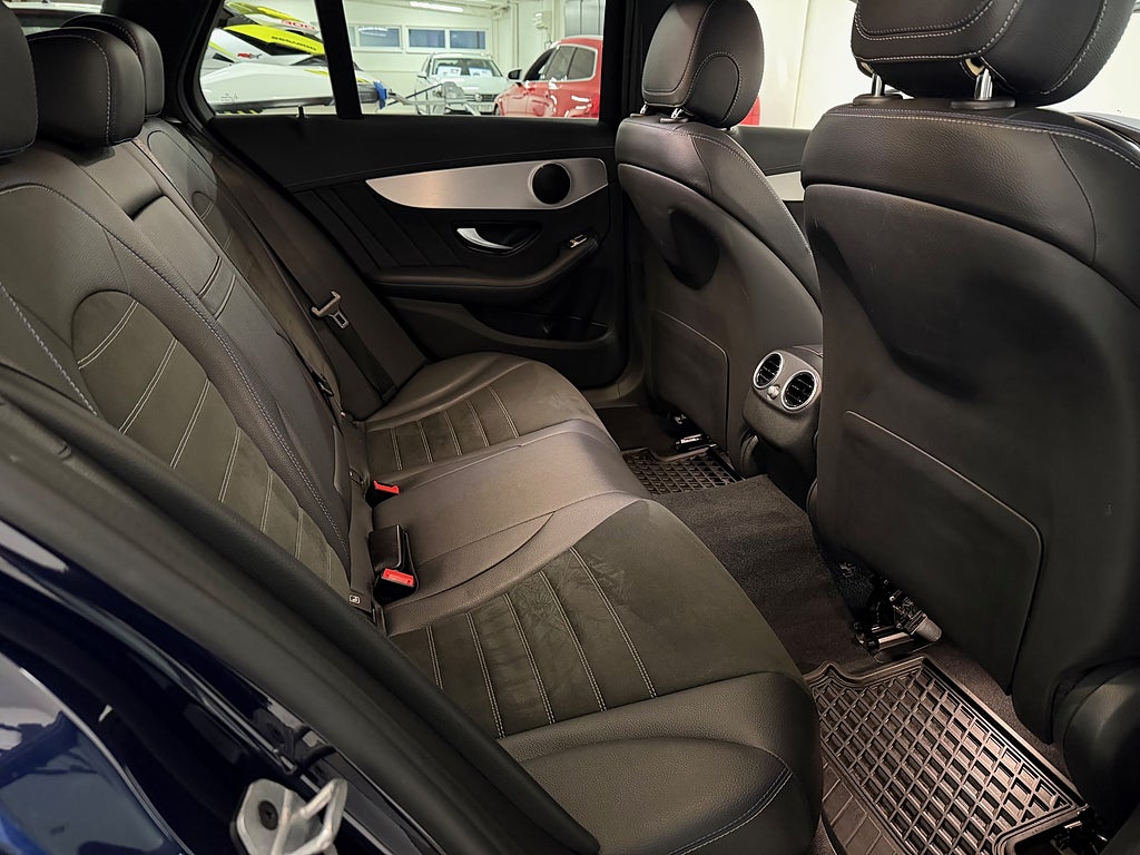 Mercedes-Benz C 2021 - miniatyr 15