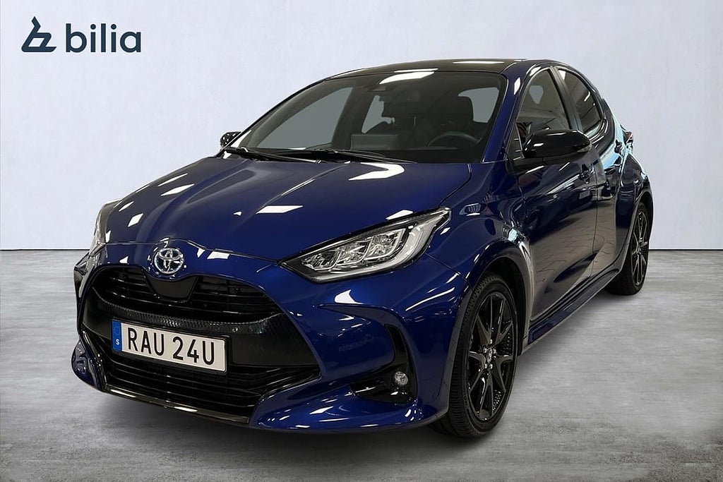 Toyota Yaris Hybrid 1,5 5-D STYLE SÄKERHETSPKT PANORAMA JBL BiliaDays25
