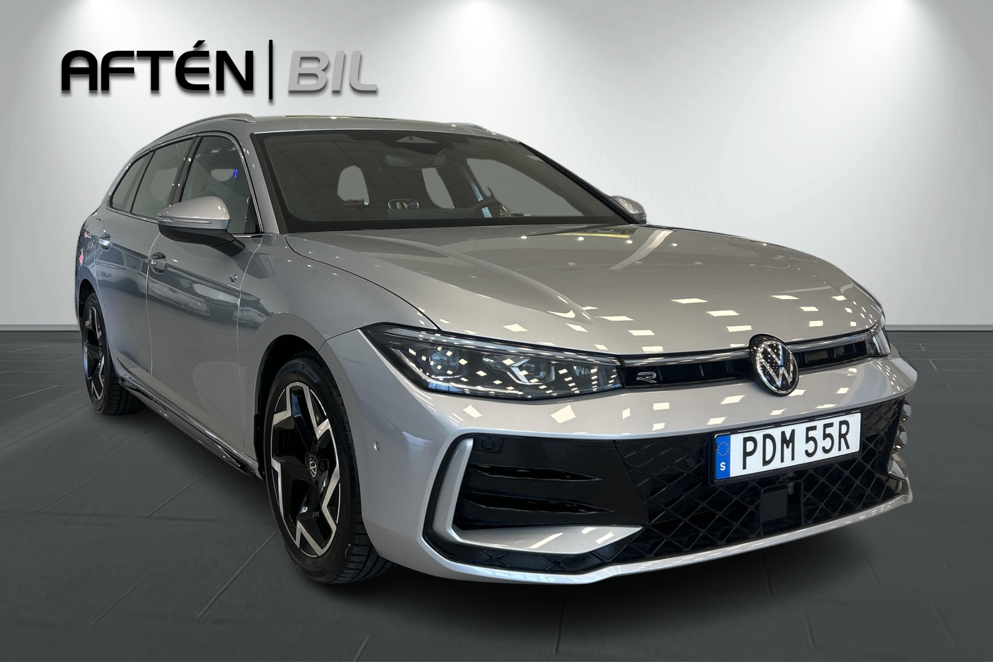 Volkswagen Passat 2.0 TDI 4Motion R-Line 2025, bild 4/56