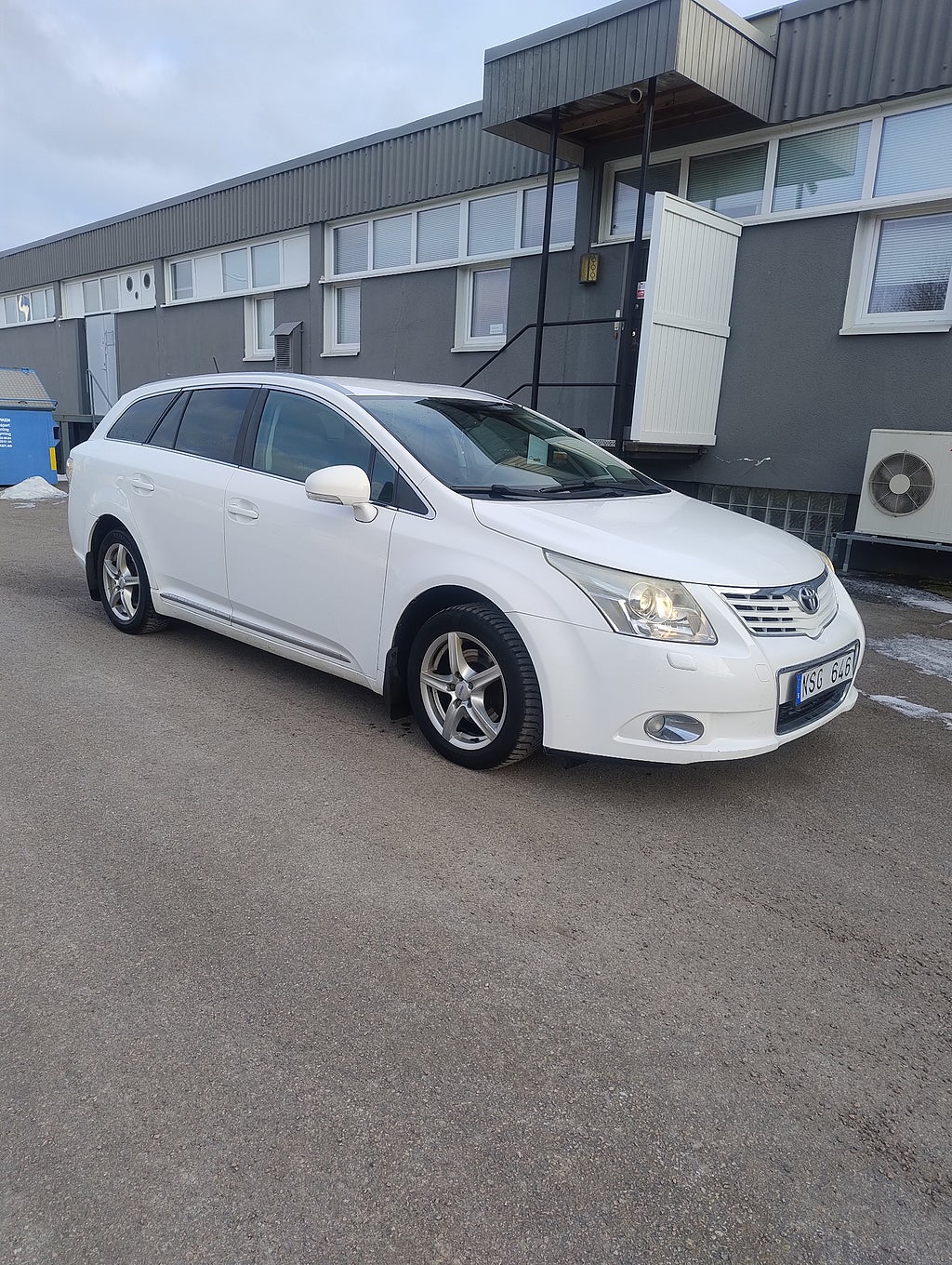 Toyota Avensis Kombi 2.0 D Business Euro 5.Kamkedja.Drag.S+V.däck.Navi