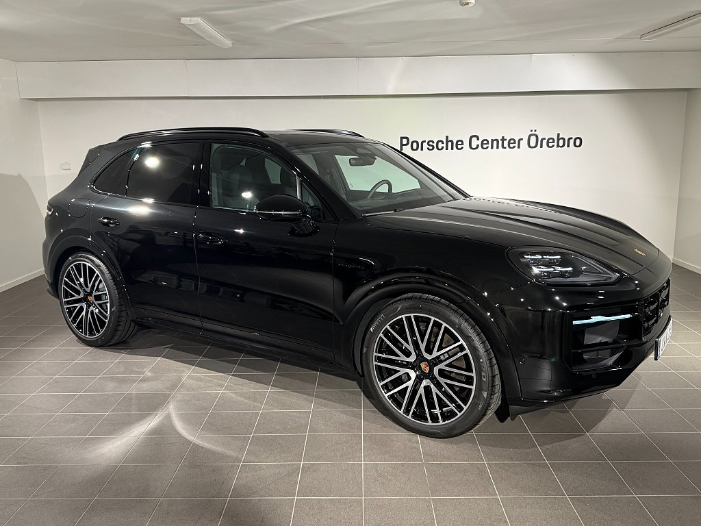 Porsche Cayenne E-Hybrid Black Edition