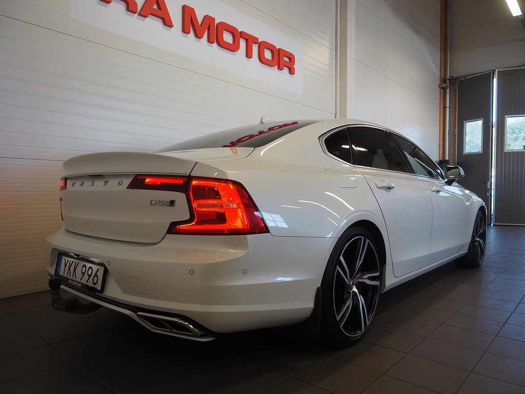 Volvo S90 D5 235hk AWD R-Design Taklucka Nav 360º Drag Skinn 2017