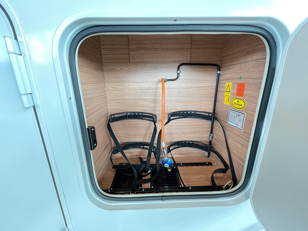 Weinsberg CaraCompact Suite / Taksäng /MB / Litium /B-kort / - Weinsberg