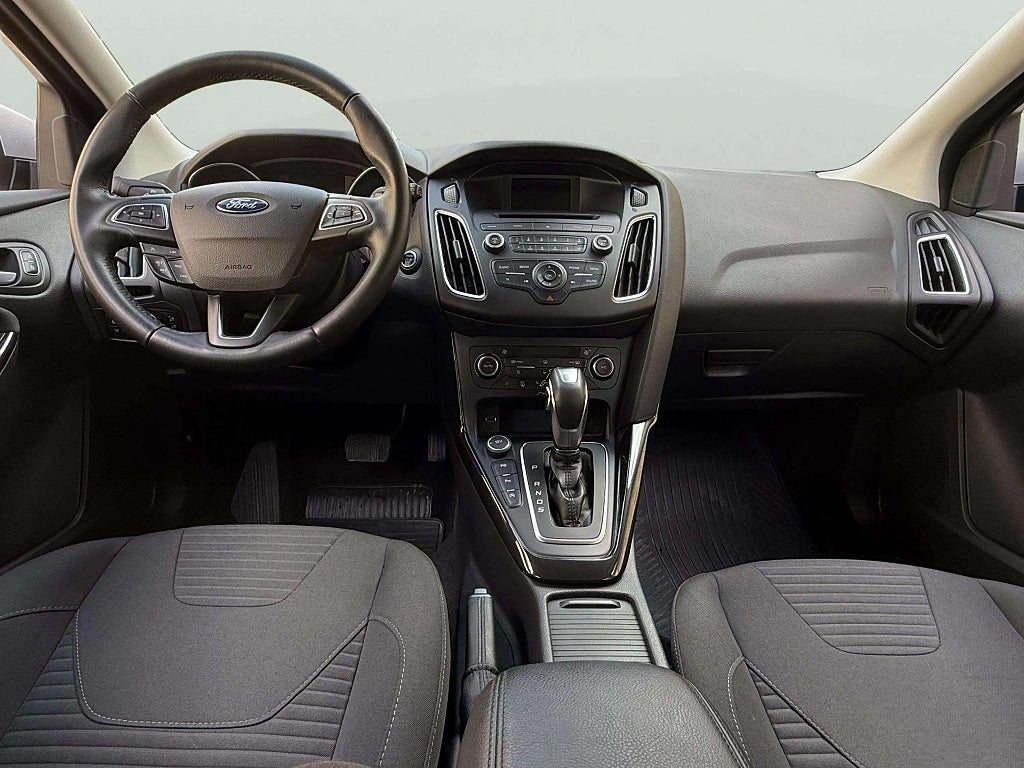 Ford Focus Kombi 1.5 EcoBoost Automat Titanium 2900 Mil 1 Ägare - miniatyr 10