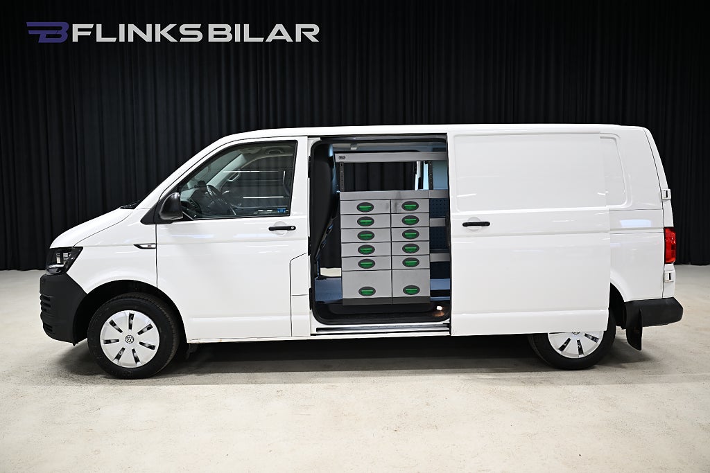 Volkswagen Transporter DSG 150HK L2|Servicebil|Dubbeldörr|Inredd|Leasbar|SeUtr