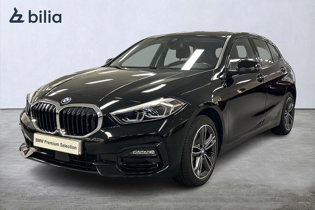 BMW 118i Sportline | Automat | Rattvärme | PDC fram & bak | Navi