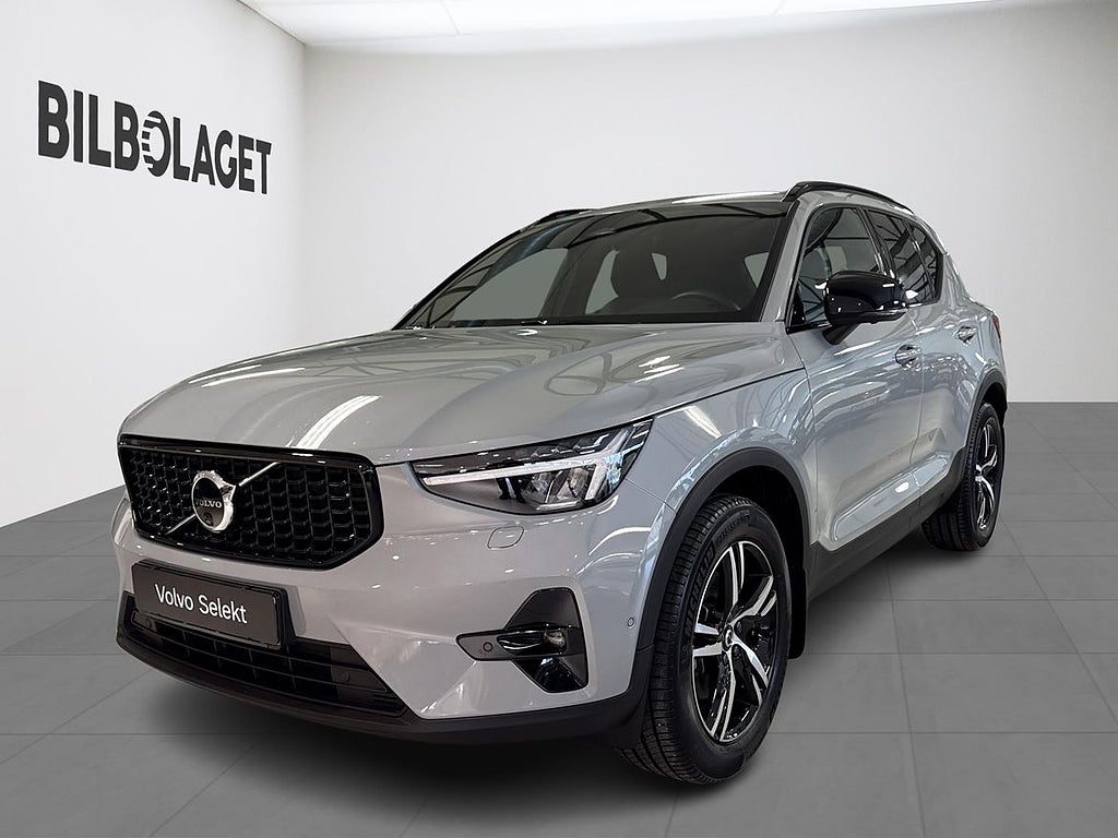 Volvo XC40 B3 FWD Bensin Plus Dark 360 Drag