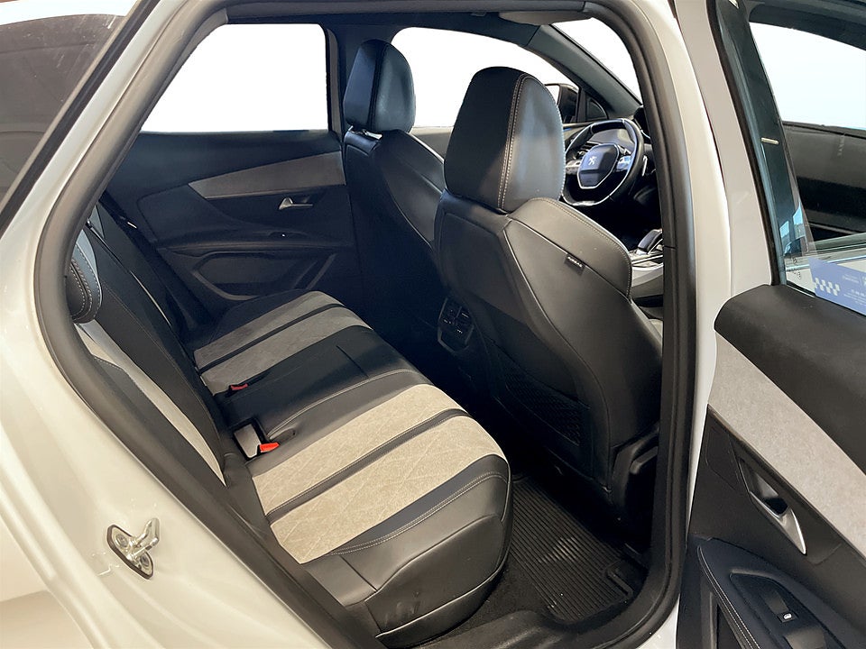 Bild på Peugeot 3008 GT PHEV 300hk Aut 4WD B-KAMERA EL-BAKLUCKA