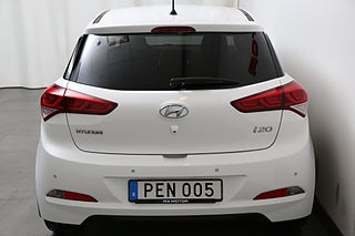 Halvkombi Hyundai i20 8 av 27