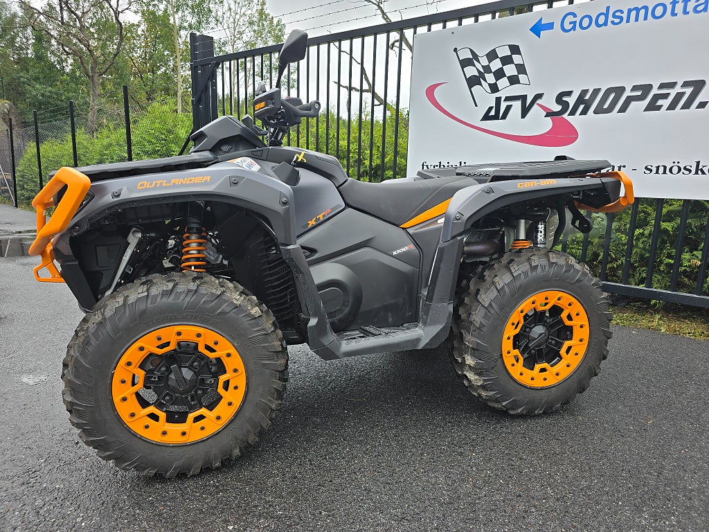 Can-Am Outlander XT-P 1000R Traktor B 
