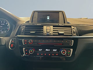BMW 118I M Sport Värmare Farthållare ISOFIX Kamkedja Psens S&V – bild 11