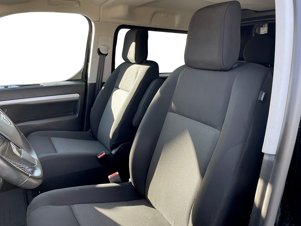 Bild på Opel Vivaro-e Crew Premium 136hk Aut L3 B-KAMERA DUBBLA SKJUTDÖRRAR