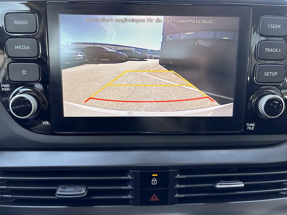 Bild på Hyundai i20 Essential 1.0 T-GDi 100 Aut