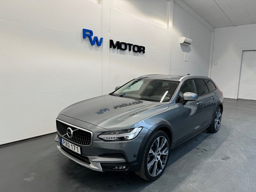 Volvo V90 Cross Country D4 AWD 190hk VOC B-kamera Drag 21"