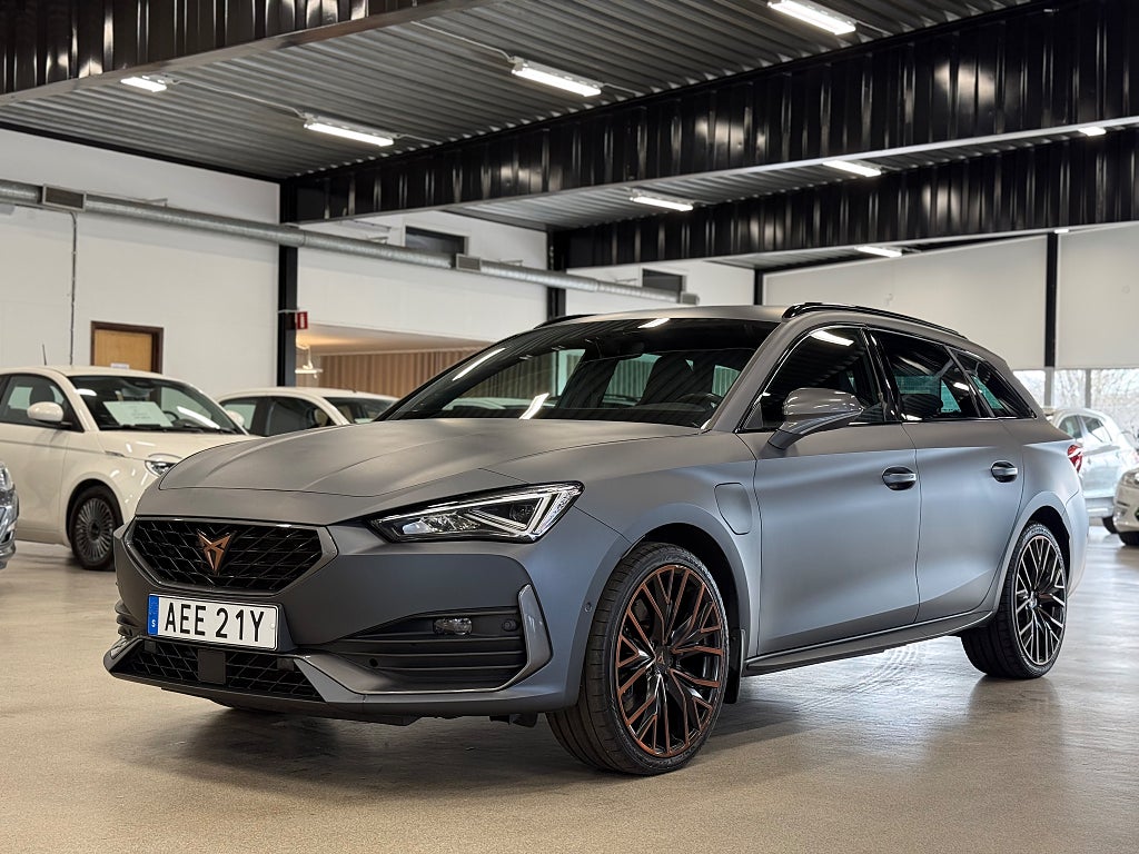 Cupra Leon Sportstourer e-Hybrid Drag Ny Servad Lane Assist Navi