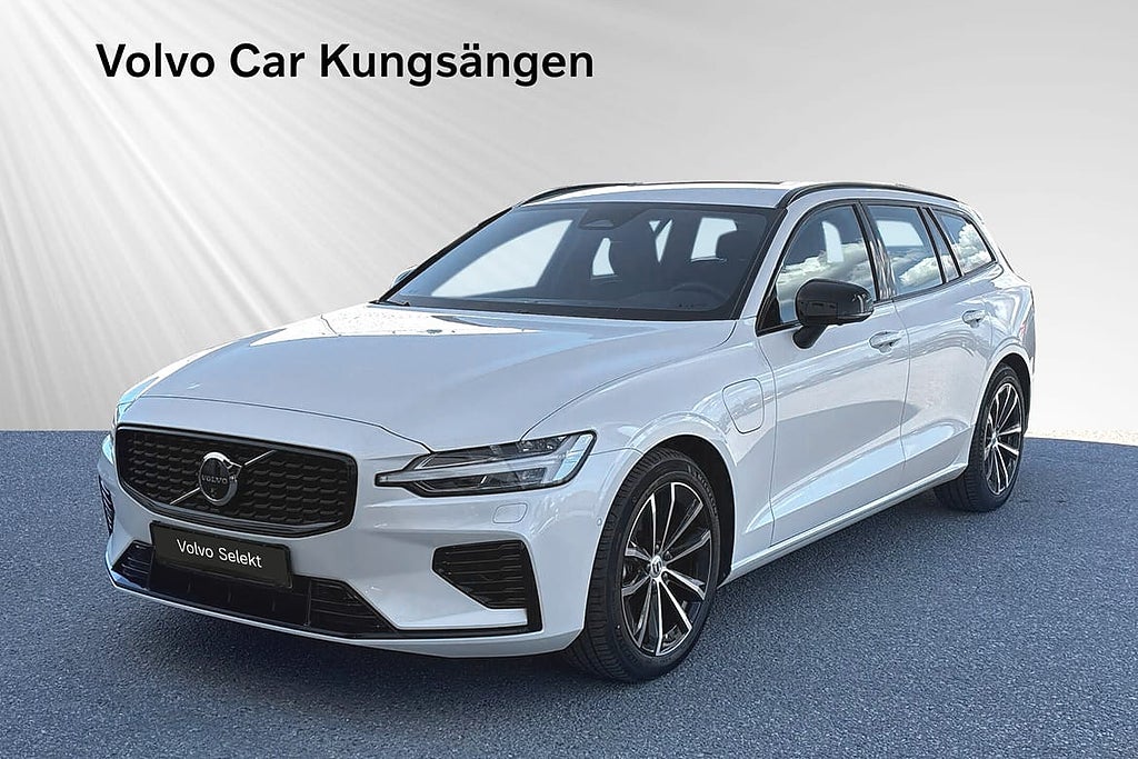 Volvo V60 T6 Plus Dark Nordic Edition Harman/Kardon 360-k...