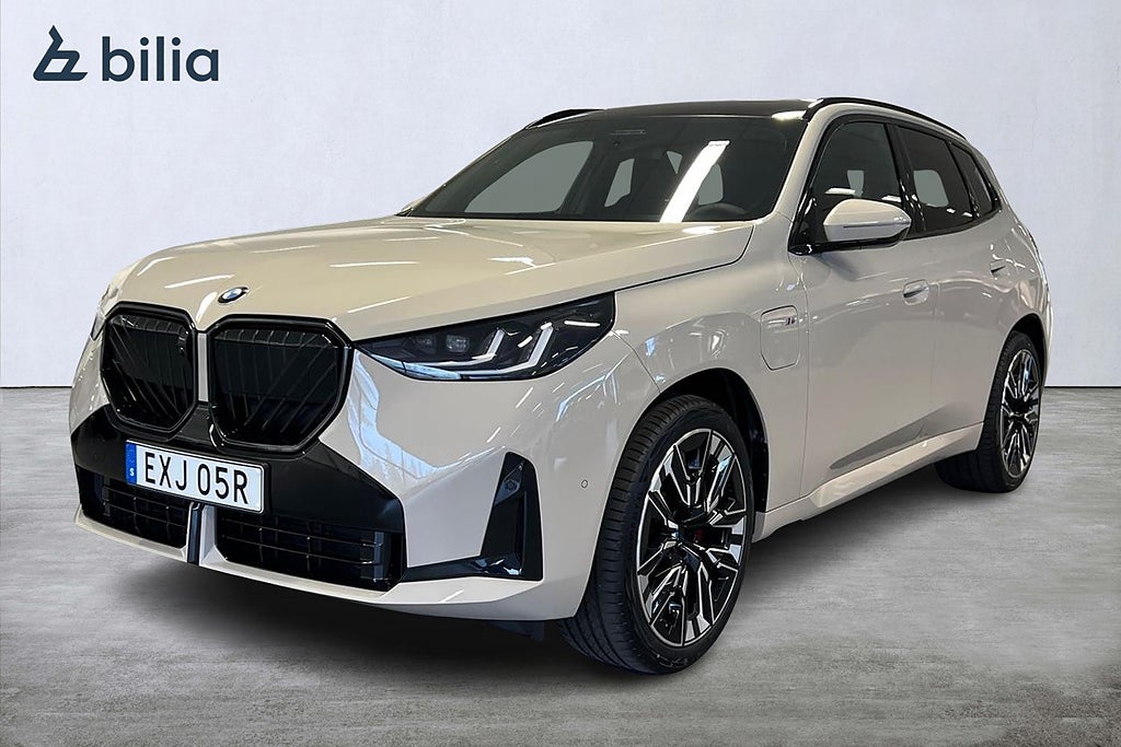 BMW X3 30e xDrive M-sport Pro | DEMOBIL | Panorama | Innovation | 21"