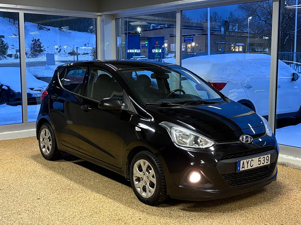 Hyundai i10 1.0 ComfortPlus 67 HK S-V-Hjul