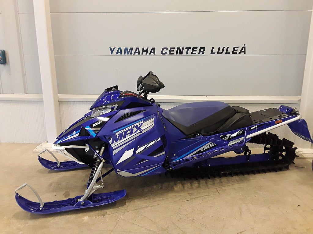 Yamaha MOUNTAIN MAX 800 ES