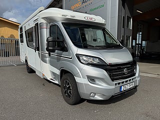 Husbil-halvintegrerad LMC Cruiser Premium T701 AUT 18 av 21