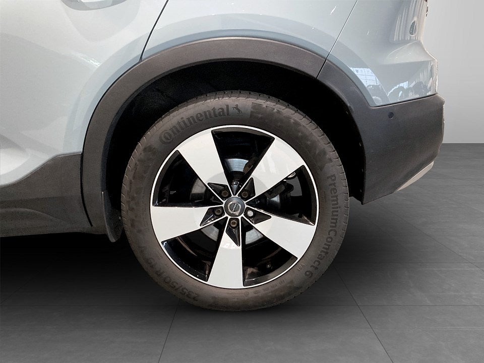 Bild på Volvo XC40 Momentum T5 250hk Aut - H/K,PANO,360-KAMERA