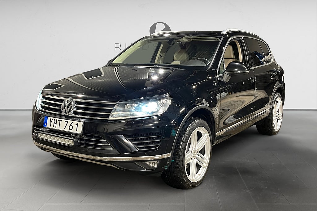 Volkswagen Touareg 3.0 TDI 204 HK AUT 4M DRAG D-VÄRM SKINN 21"