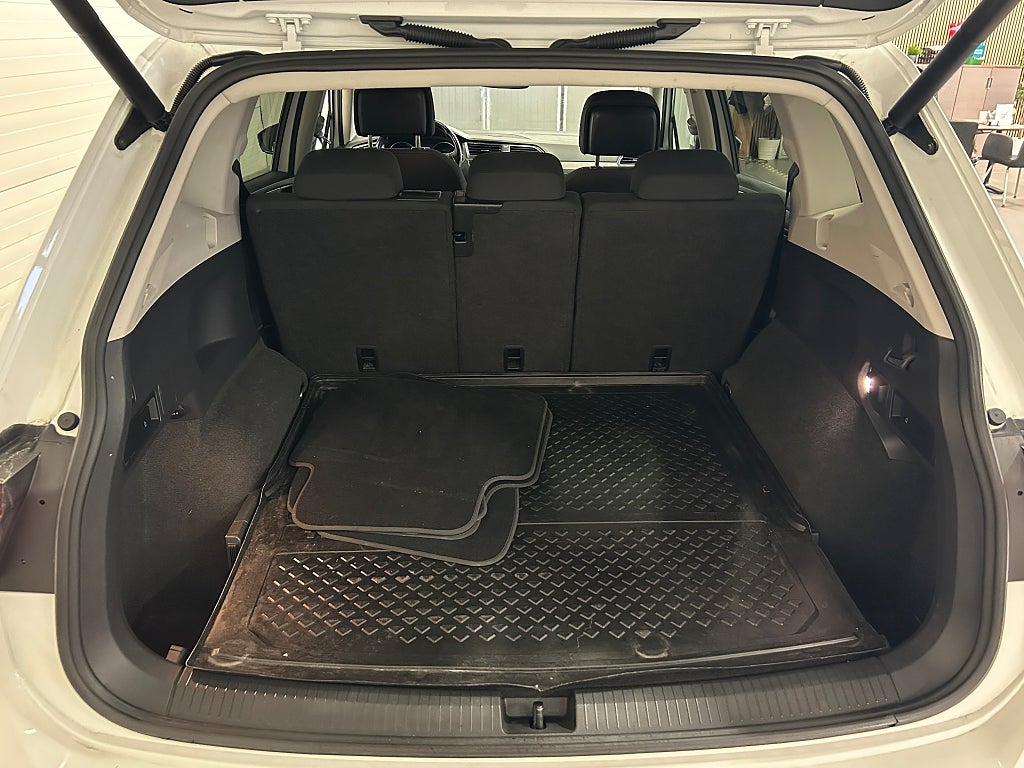 Volkswagen Tiguan Allspace TDI 150hk 4M DSG |D-värm|Drag| 2018