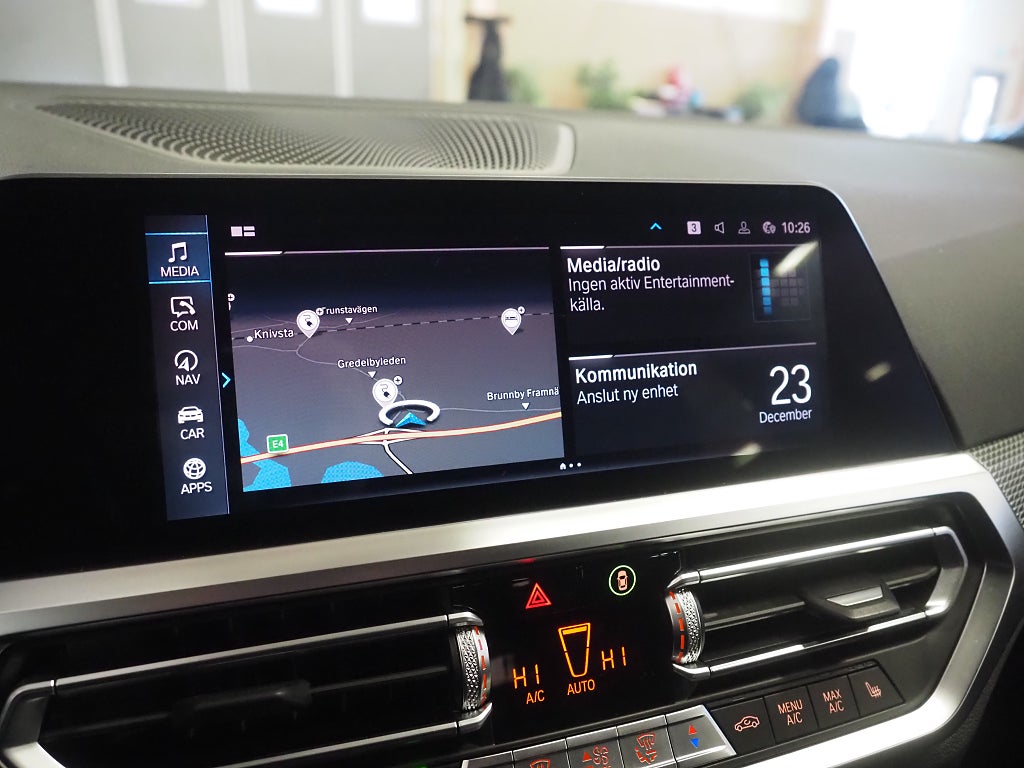 BMW 330e xDrive 292hk Touring  M-Sport |Drag|Navi|Kamera| 2021