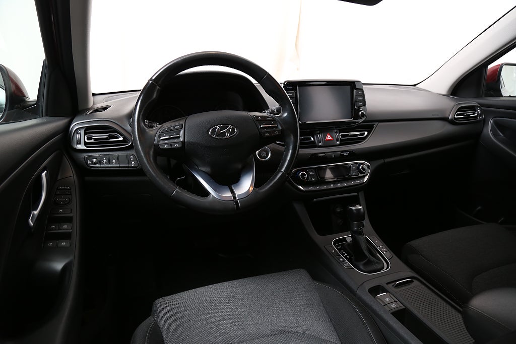 Hyundai i30 1,5 T-GDI 48V MHEV 159hk Advanced Aut Keyless Dragkrok