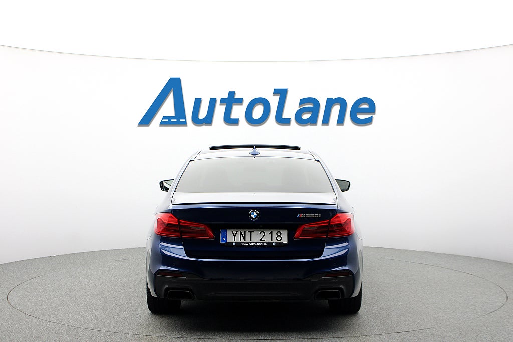 BMW M550I xDrive Ultimate, B&W, Taklucka, Massage, HUD 453hk