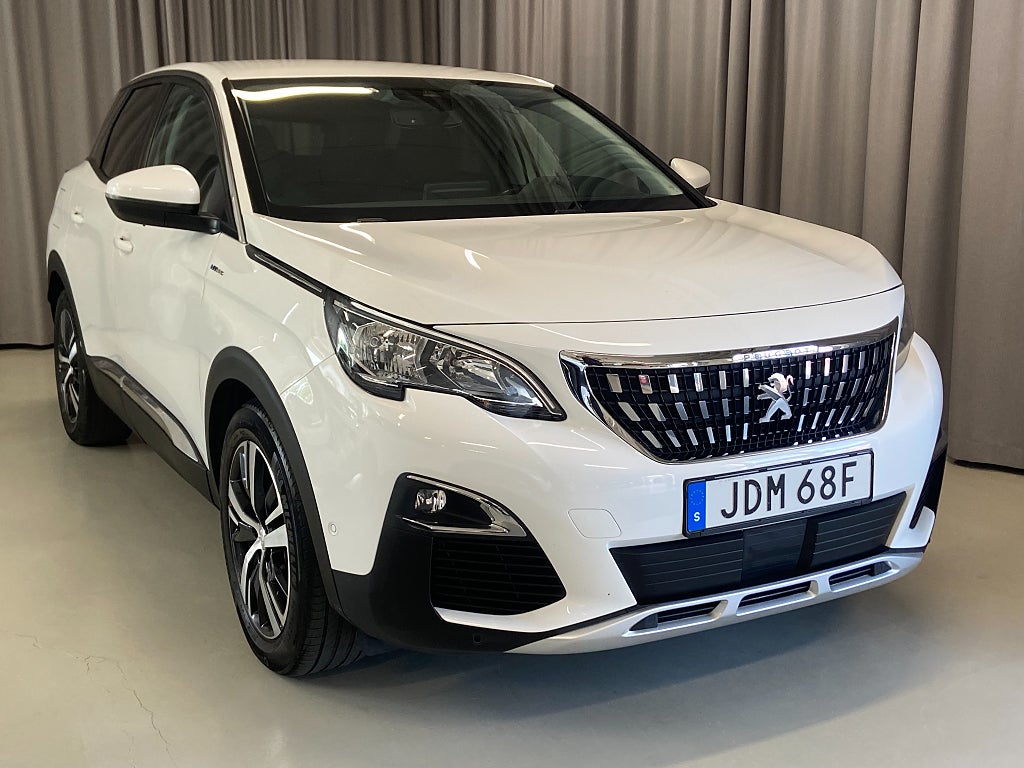 Peugeot 3008 HYBRID 225hk Allure Navi Apple car