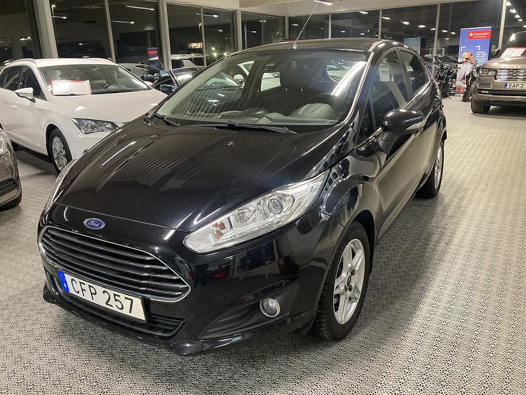 Ford Fiesta 1.0 (80hk) Titanium 12 Månader Garanti
