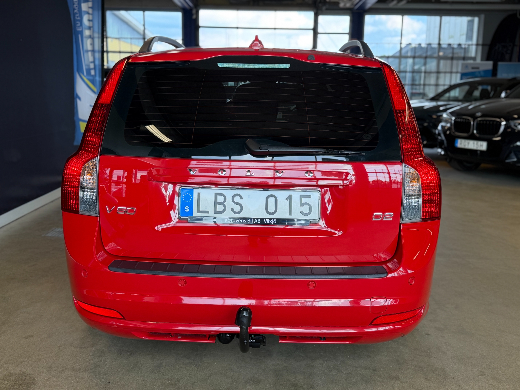 Volvo V50 D2 R-Design 2011, photo 6/47
