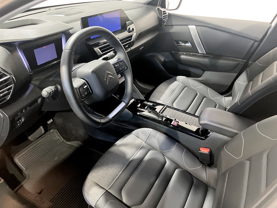 Bild på Citroën C4-X Shine 1.2 PT 130hk Aut B-KAMERA NAVI