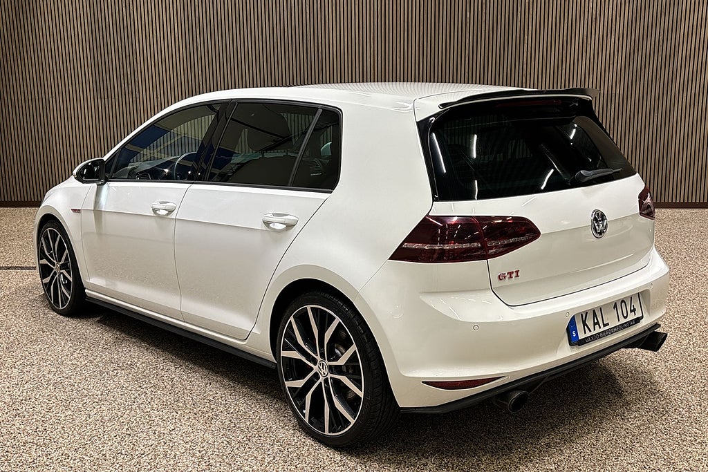 Volkswagen Golf I